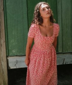 The Scarlet Dress Petites | Crimson Calendula 10 The Scarlet Dress Petites | Crimson Calendula -AURIN Clothing Shop 1 f1750d24 34aa 4e63 94b6 bff4858b820f