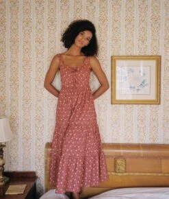 The Adele Dress | Oat Straw Red -AURIN Clothing Shop Adele1 cc953225 bcb0 4a33 901c 840711207d5c