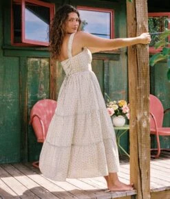 The Adele Dress | Creme Strawberry 17 The Adele Dress | Creme Strawberry -AURIN Clothing Shop Adele3 b468da6b b4c7 4b20 a26a 41c936d294cf