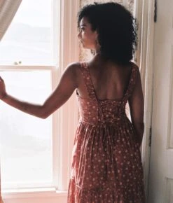 The Adele Dress | Oat Straw Red -AURIN Clothing Shop Adele3 d0b88d09 ef68 4c45 a1c3 94d66284bc79