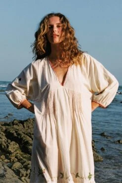 The Antonia Dress | Ecru 25 The Antonia Dress | Ecru -AURIN Clothing Shop Antonia1