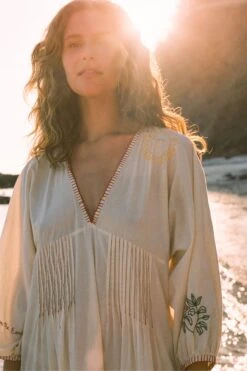 The Antonia Dress | Ecru 20 The Antonia Dress | Ecru -AURIN Clothing Shop Antonia6