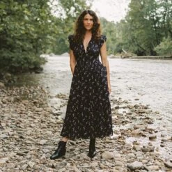 The Aurelia Dress | Noir Dancing Chamomile 13 The Aurelia Dress | Noir Dancing Chamomile -AURIN Clothing Shop Aurelia fb feed 929478a1 489a 426f 9799 3add385af3f8