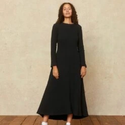 The Bowie Dress | Noir -AURIN Clothing Shop Bowie fb feed 4ce49e7f 001b 4a1e a255 2d0a509ec424