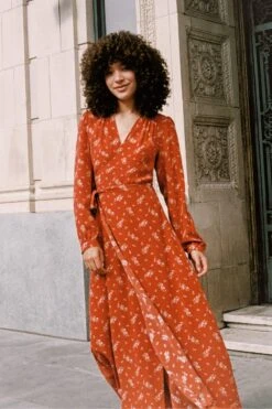 The Elsa Dress | Mums Ditsy Ruby -AURIN Clothing Shop Christydawn655d151a7f6b74655d151a7f85f.00161349655d151a7f85f