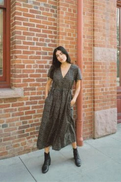 The Dawn Dress | Fauna Black -AURIN Clothing Shop Christydawn6571c5d1e4c0e36571c5d1e4db9.226291636571c5d1e4db9