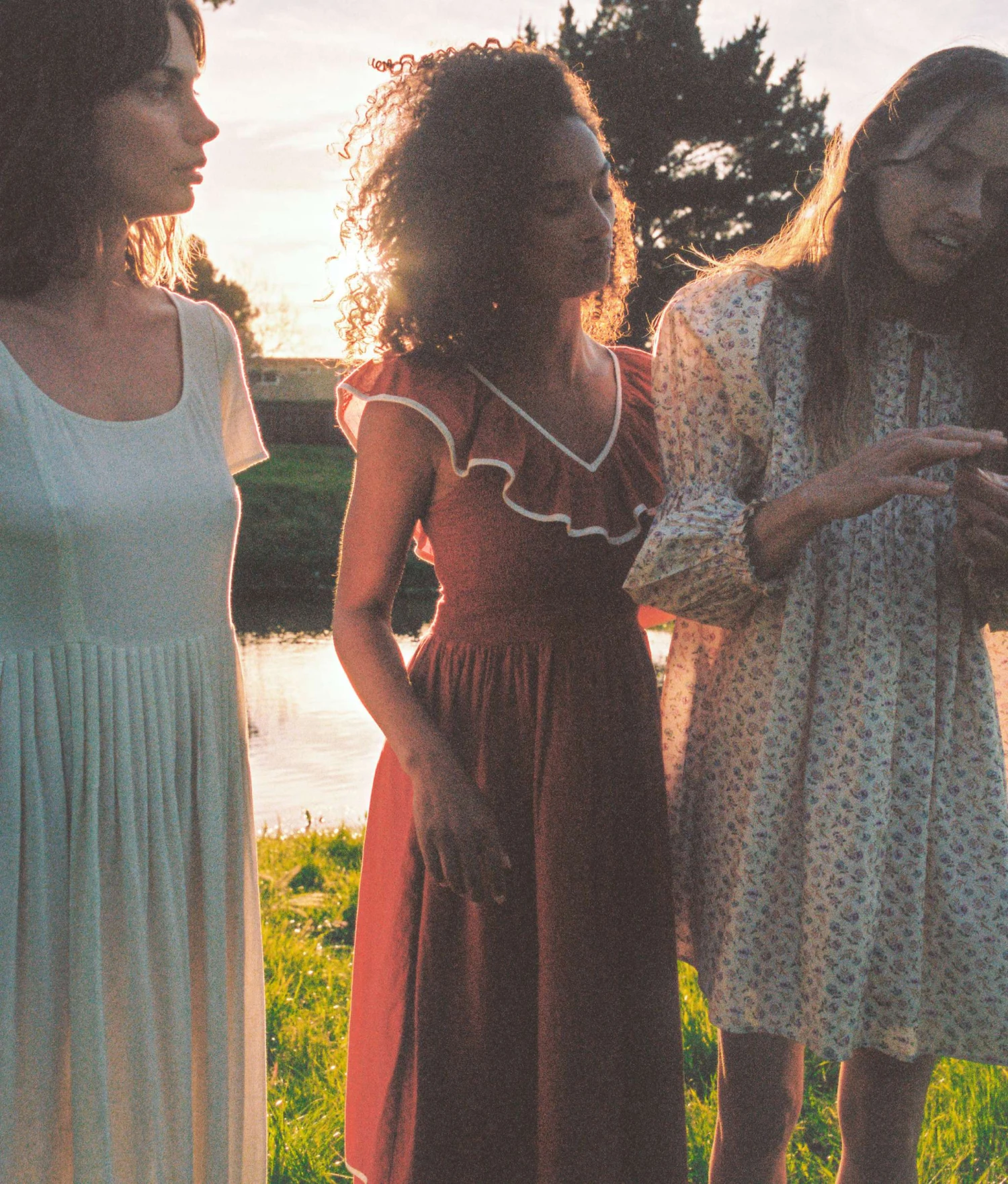 The Cierra Dress Petites | Rojo Khadi 5 The Cierra Dress Petites | Rojo Khadi - Image 4