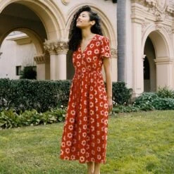 The Dawn Dress | Crimson Daisy 13 The Dawn Dress | Crimson Daisy -AURIN Clothing Shop Dawn fb feed 2 21c7db10 bb0e 4f3c 84f3 e61ea0dce765