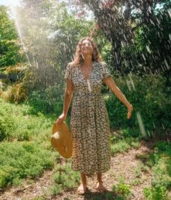 The Dawn Dress Petites | Night Chamomile -AURIN Clothing Shop Dawn4 70298d96 1149 48d1 bf0e bac4e4945a14