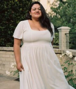 The Scarlet Dress Extended | Eggshell -AURIN Clothing Shop ExtendedScarlet2