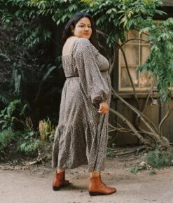 The Jennica Dress Extended | Noir Harvest -AURIN Clothing Shop Jennica4 e776dfab e8ad 4644 b30e ef9ea9be45b0