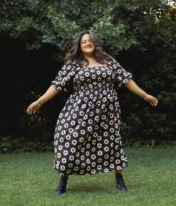 The Katrina Dress Extended | Noir Daisy -AURIN Clothing Shop Katrina1 149ed318 be2c 4de8 8810 2847bcc490b0