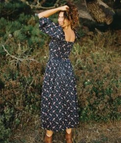 The Peyton Dress | Mums Ditsy Black 14 The Peyton Dress | Mums Ditsy Black -AURIN Clothing Shop Peyton5 7f0e289d 6c8d 4274 b879 b1d8a88bf0b5