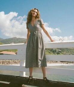 The Dawn Dress | Picnic Gingham -AURIN Clothing Shop Picnic3