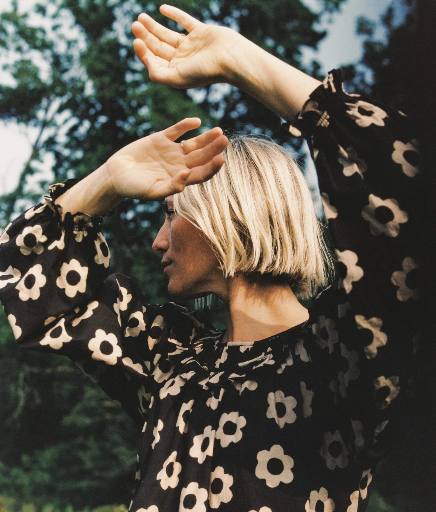 The Salona Dress | Noir Daisy 8 The Salona Dress | Noir Daisy - Image 6