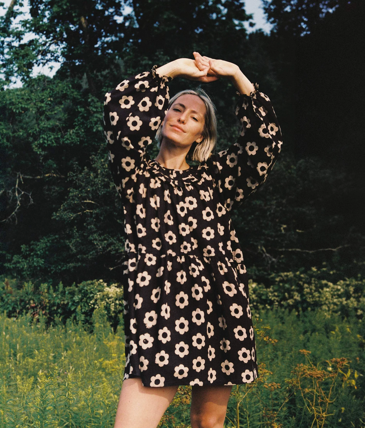 The Salona Dress | Noir Daisy 6 The Salona Dress | Noir Daisy - Image 4